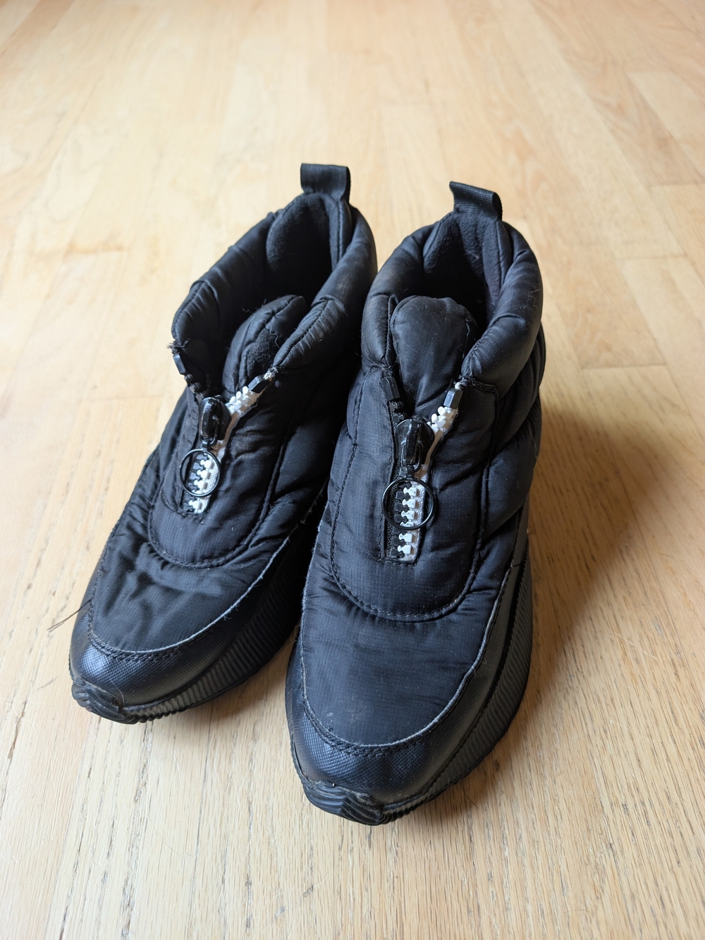 Sorel Black Insulated Winter Slip-On Boots